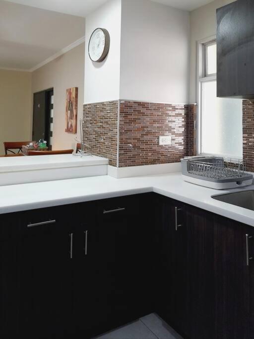 Choose To Be Happy At Brompton Estates - One And Two Bedroom With Pool Kingston Zewnętrze zdjęcie